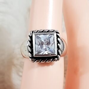 Silpada 925 Sterling Elizabeth Band Ring